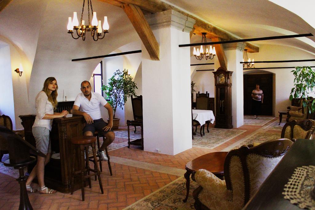 אלבה לוליה Hotel Medieval מראה חיצוני תמונה
